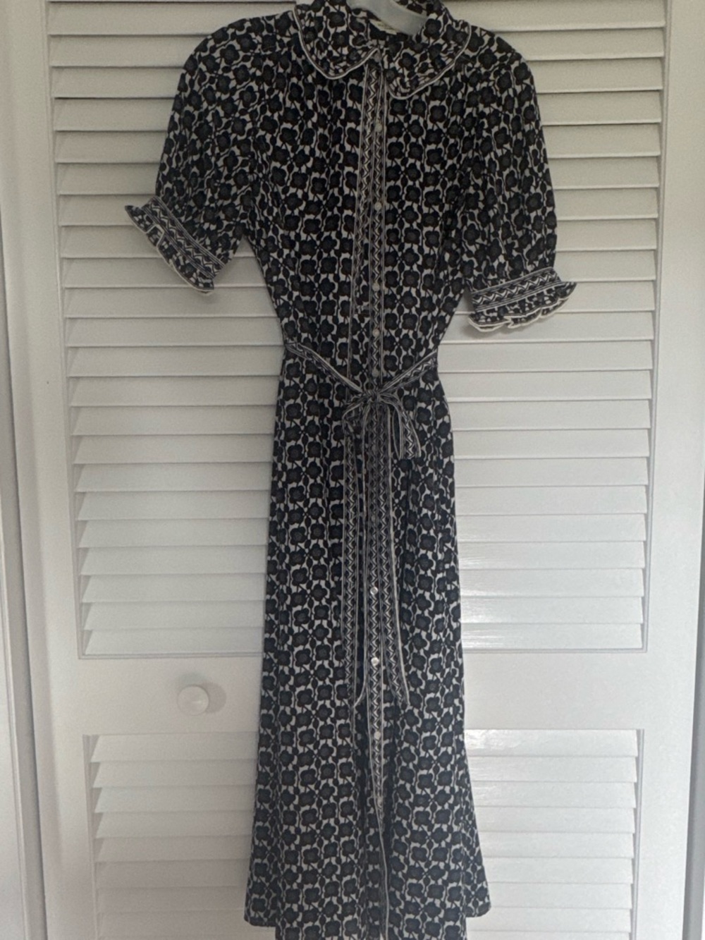 Max Studio Black & White Patterned Button-Front Midi Dress with Tie Waist